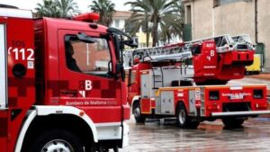 www.mallorcadiario.com fotos 1 486693 bombersdemallorca