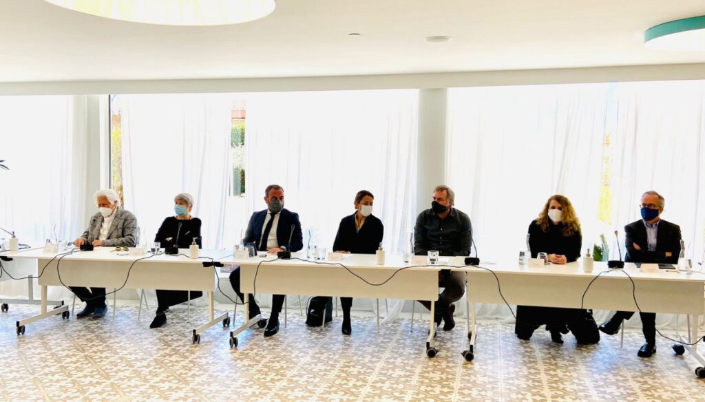 Imagen de galería 833