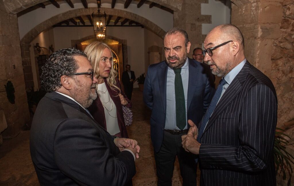 Imagen de galer&iacute;a 1571