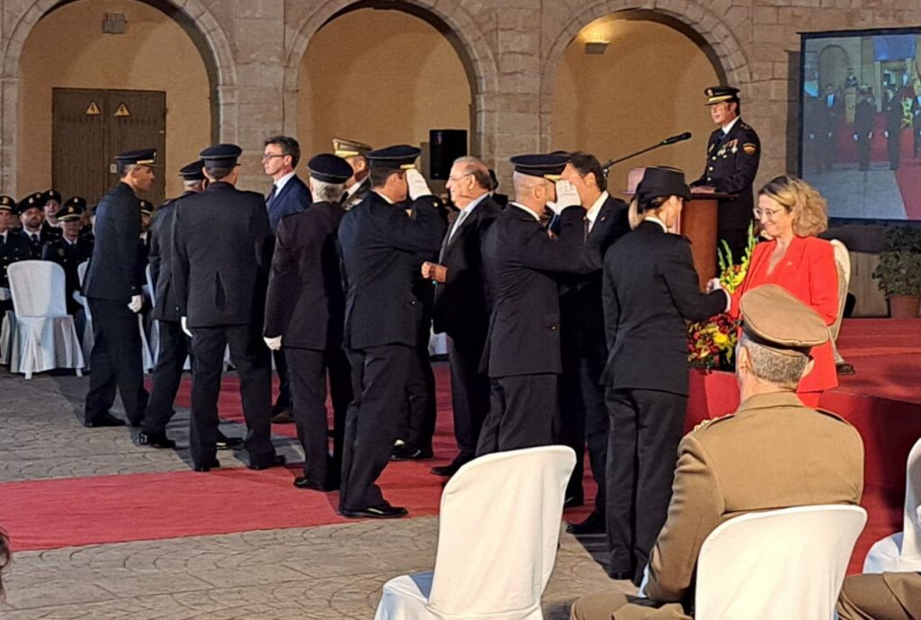 Imagen de galer&iacute;a 1878