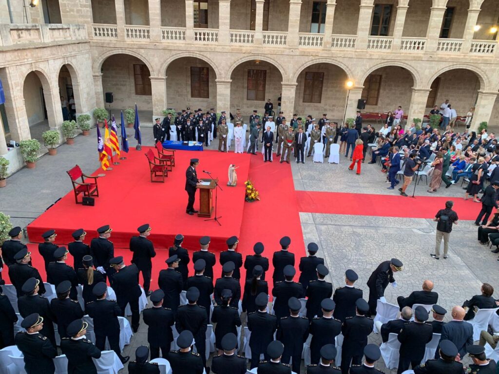 Imagen de galer&iacute;a 1878