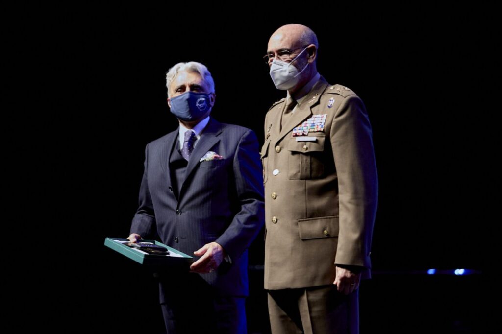 Imagen de galer&iacute;a 785