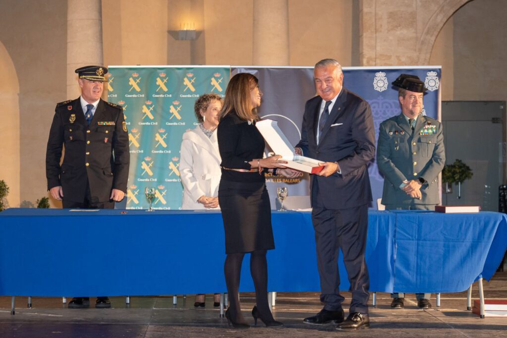 Imagen de galer&iacute;a 1196