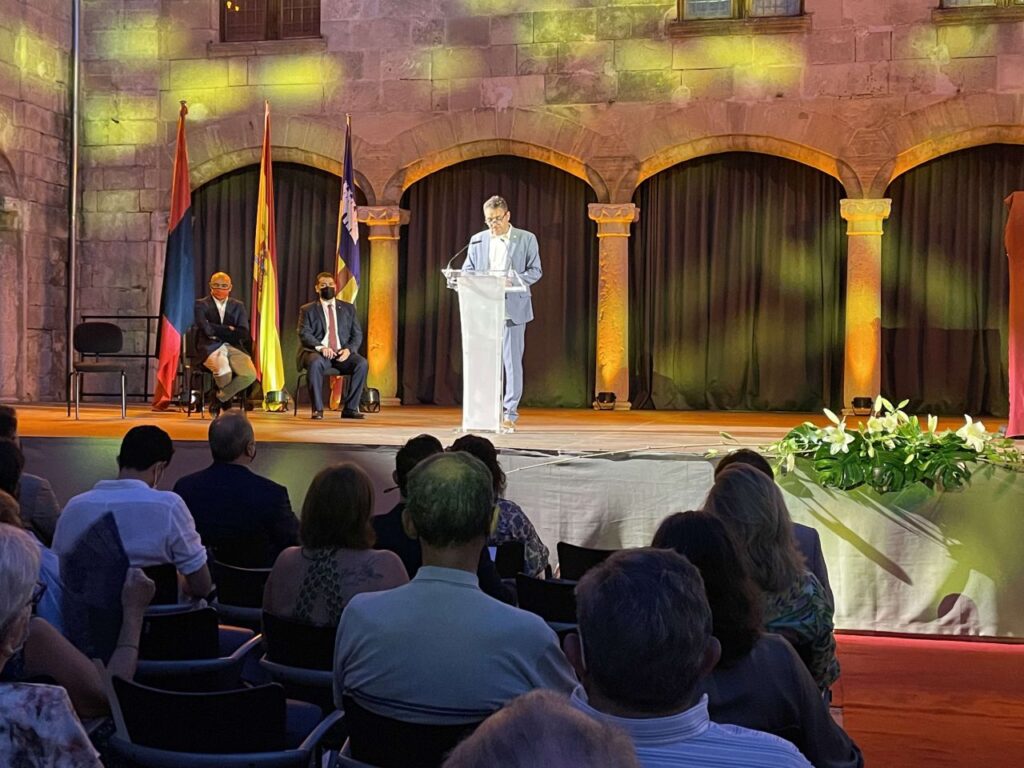 Imagen de galer&iacute;a 899