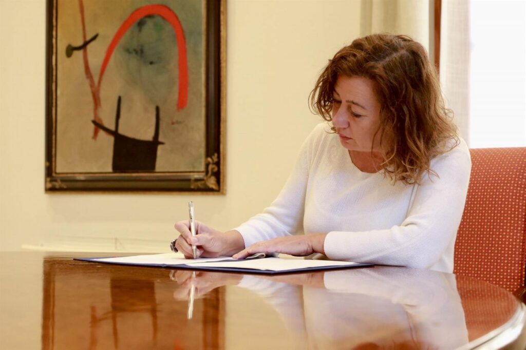 Imagen de galer&iacute;a 1529