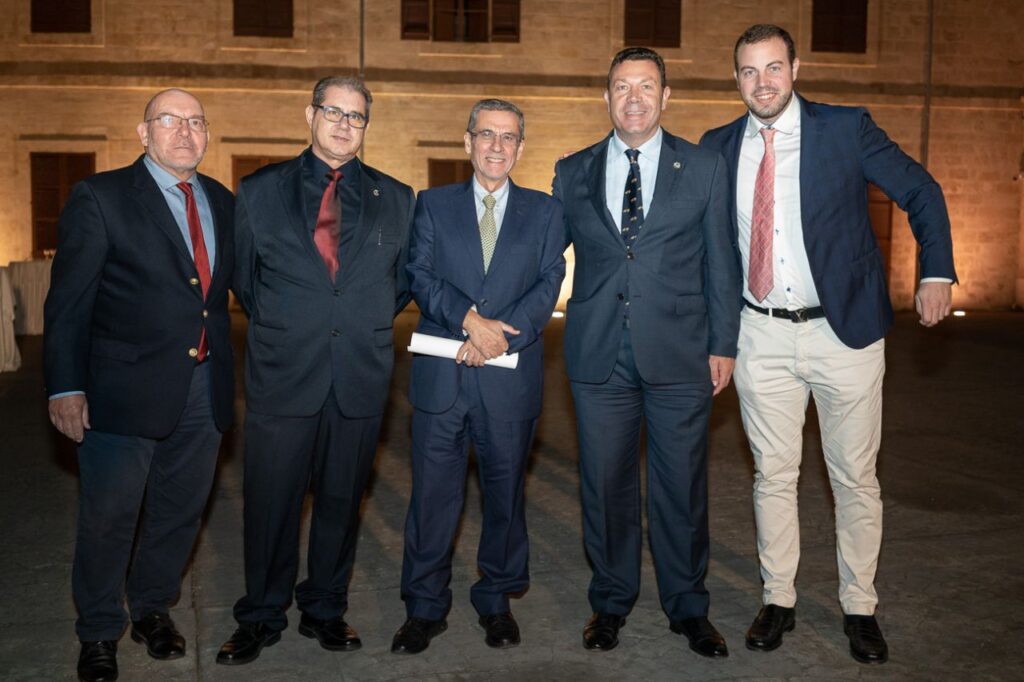 Imagen de galer&iacute;a 1196