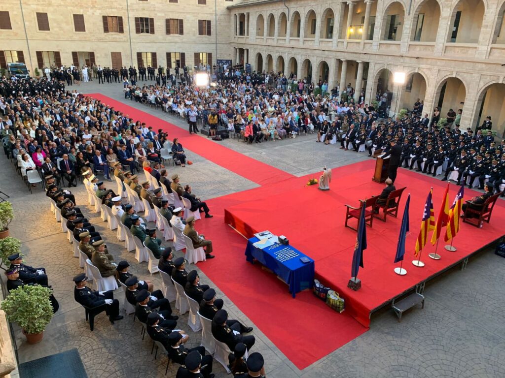 Imagen de galer&iacute;a 1878