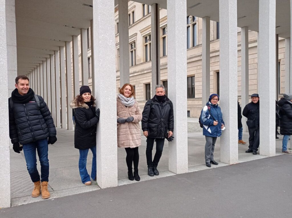 Imagen de galería 941