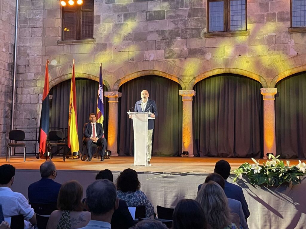 Imagen de galer&iacute;a 899