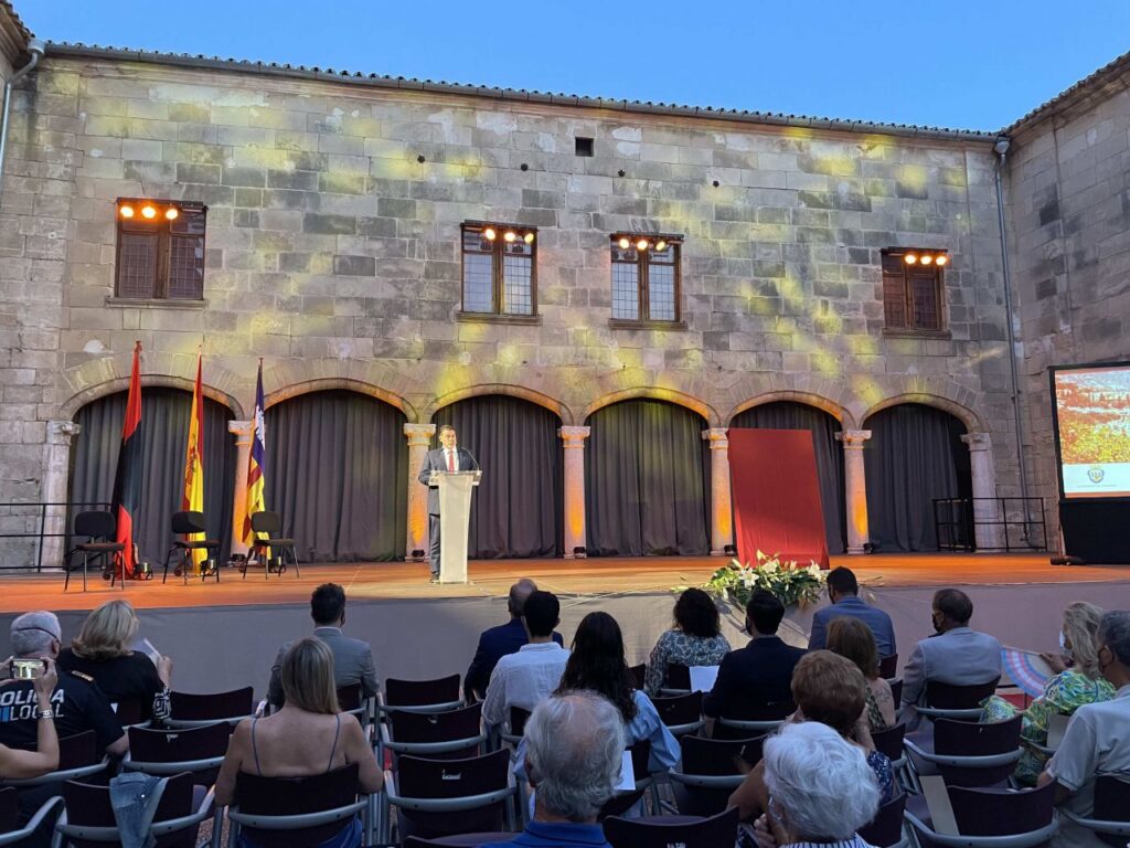 Imagen de galer&iacute;a 899