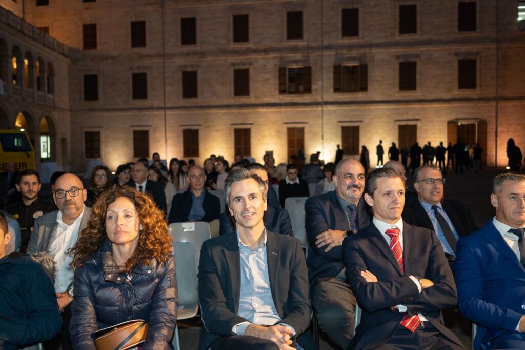 Imagen de galer&iacute;a 1196