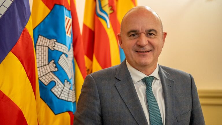 Vicent Marí (Partido Popular).
