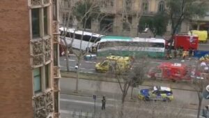 accidente barcelona dos autocares