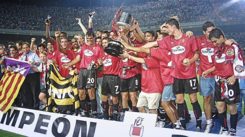 www.mallorcadiario.com fotos 1 486853 mallorca campeon copa 2003