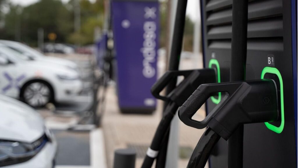 www.mallorcadiario.com fotos 1 486923 carga vehiculo endesa baleares