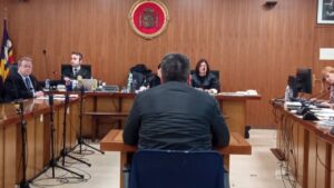 El condenado, en la Audiencia.