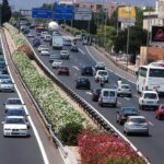 El Parlament inicia la tramitación de la ley de regulación de vehículos con el objetivo de aprobarla en diciembre