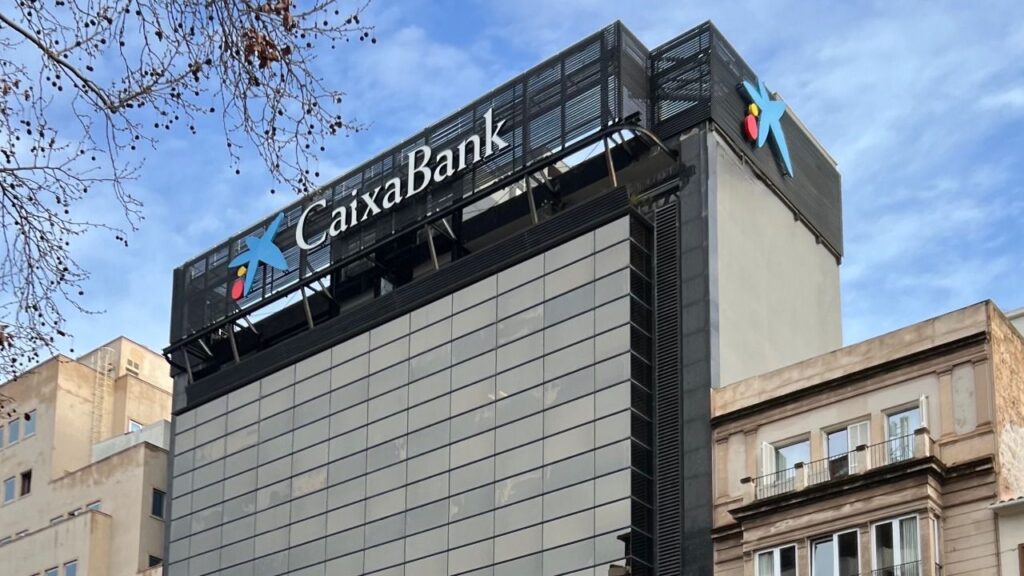 www.mallorcadiario.com fotos 1 487358 sede territorial de caixabank en baleares