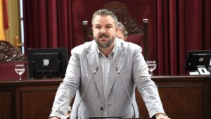 Apesteguia parlament