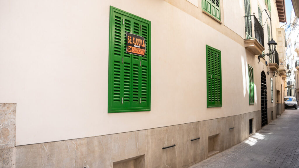Alquilar una vivienda en Baleares cuesta 110 euros más que hace un año