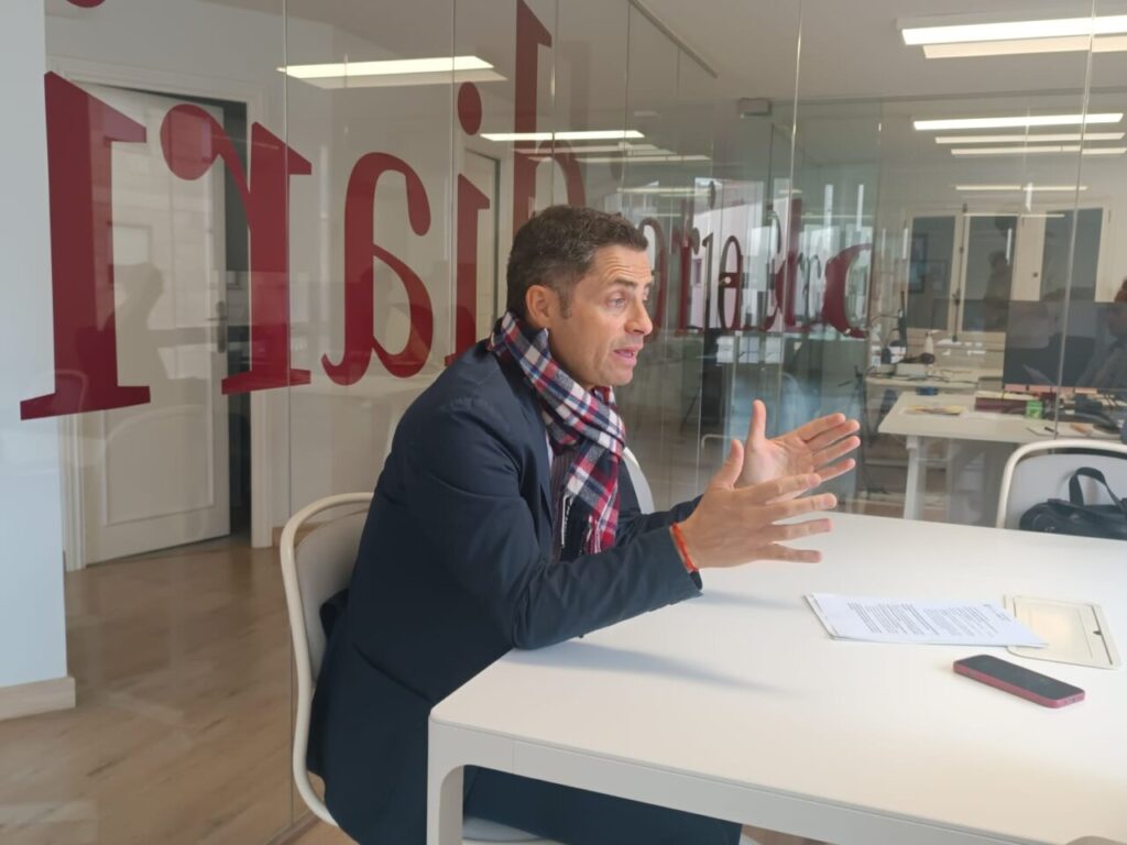 Borja Cabezón, consejero delegado de ENISA, durante la entrevista con mallorcadiario.com