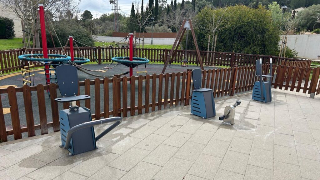 Calvià estrena tres nuevos parques biosaludables para fomentar el ejercicio al aire libre