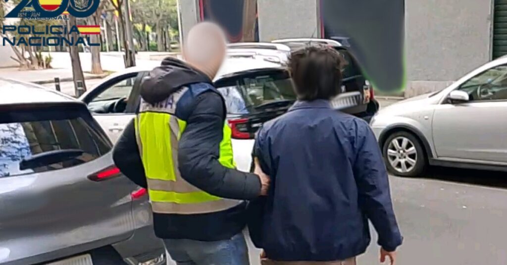Falsificador moneda detenido