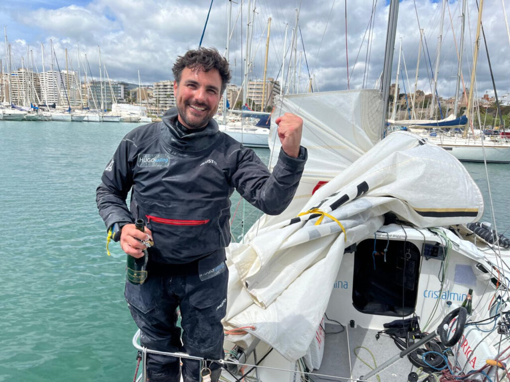 Hugo Ramón en el RCNP tras batir el récord de la vuelta a Mallorca en solitario