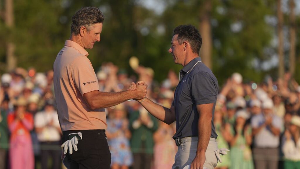 Instantánea del Masters de Augusta en la que aparece en gesto de Justin Rose.