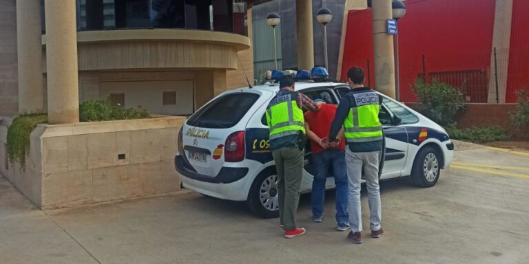 Detenido por robar móvil y pedir rescate