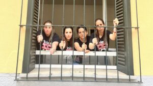 Seguimiento total de las educadoras a la huelga de las &lsquo;escoletes&rsquo; y desaf&iacute;o a los servicios m&iacute;nimos