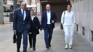El expresidente del Consell de Formentera, Jaume Ferrer, y la exconsellera insular de Medio Ambiente, S&iacute;lvia Tur.