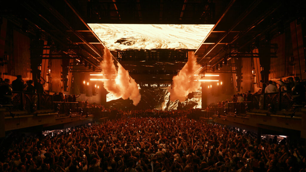 20250530 UNVRS OPENING STEFANO MANZONI 4755 6000x4000px 20250530 UNVRS OPENING STEFANO MANZONI 4755 6000x4000px