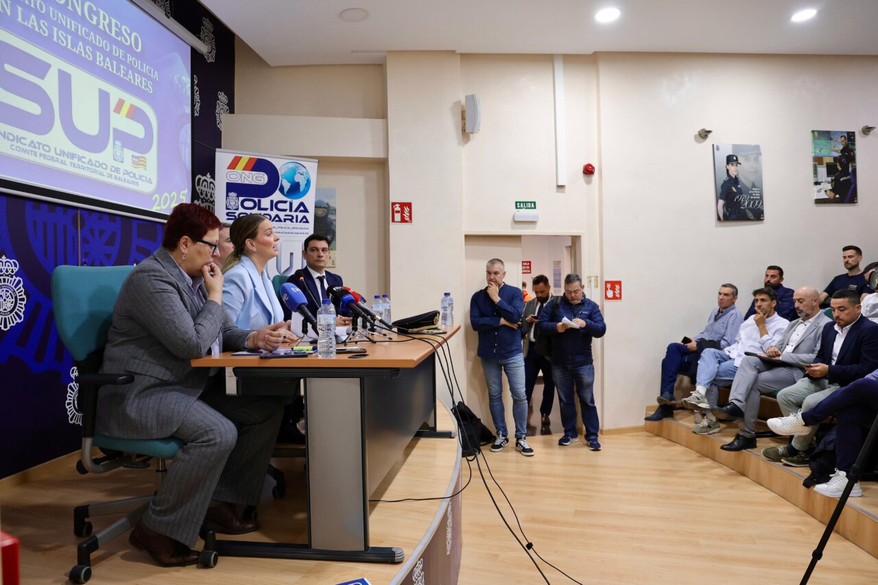 IX Congreso Federal Territorial del Sindicato Unificado de Policía (SUP) de las Illes Balears. IX Congreso Federal Territorial del Sindicato Unificado de Policía (SUP) de las Illes Balears.