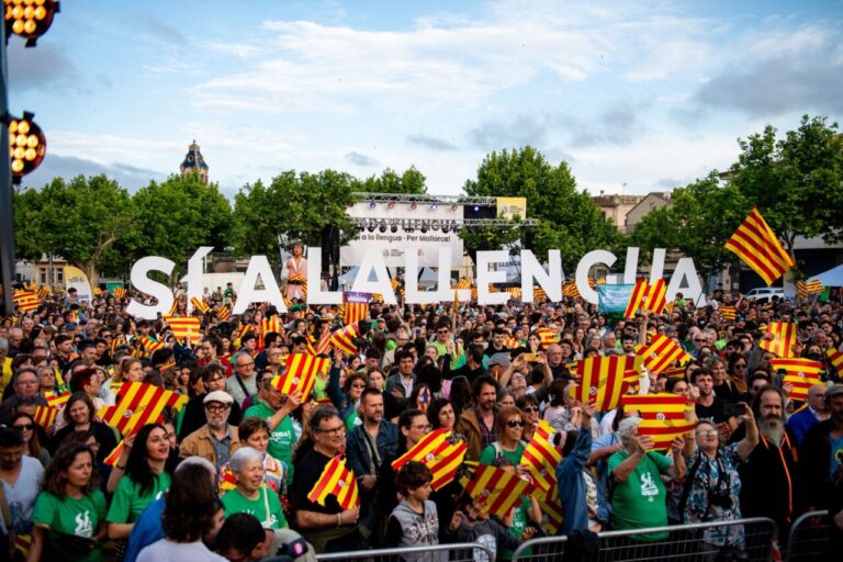 Celebración en Santa María diada per la llengua