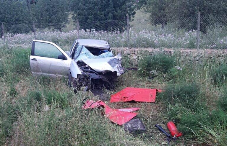 Coche accidentado