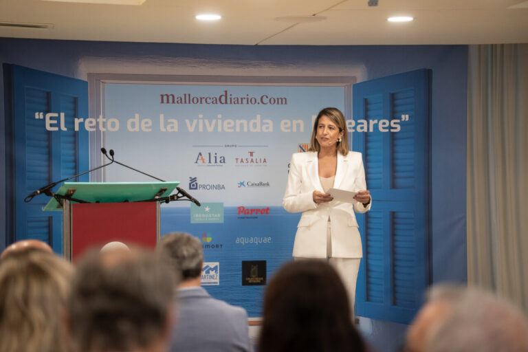 El evento ha sido presentado por Majo García Doce. Foto: J. Fernández Ortega.