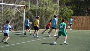 Casi 200 vecinos de Marratx&iacute; disfrutan de la 'Escapada Deportiva Familiar'