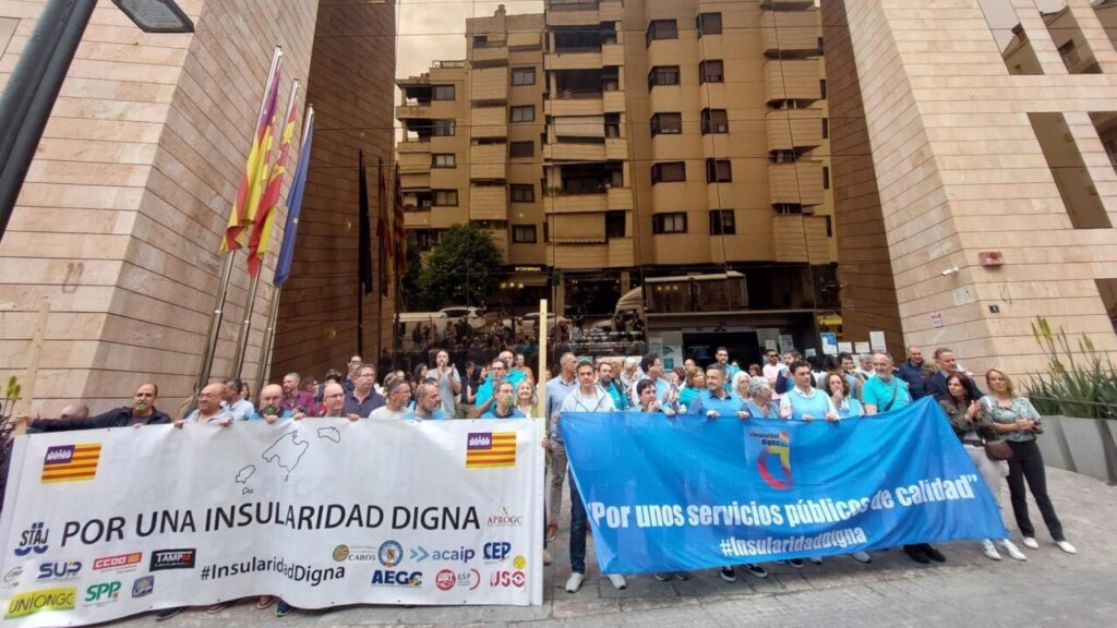 Manifestación de funcionarios estatales en Baleares.