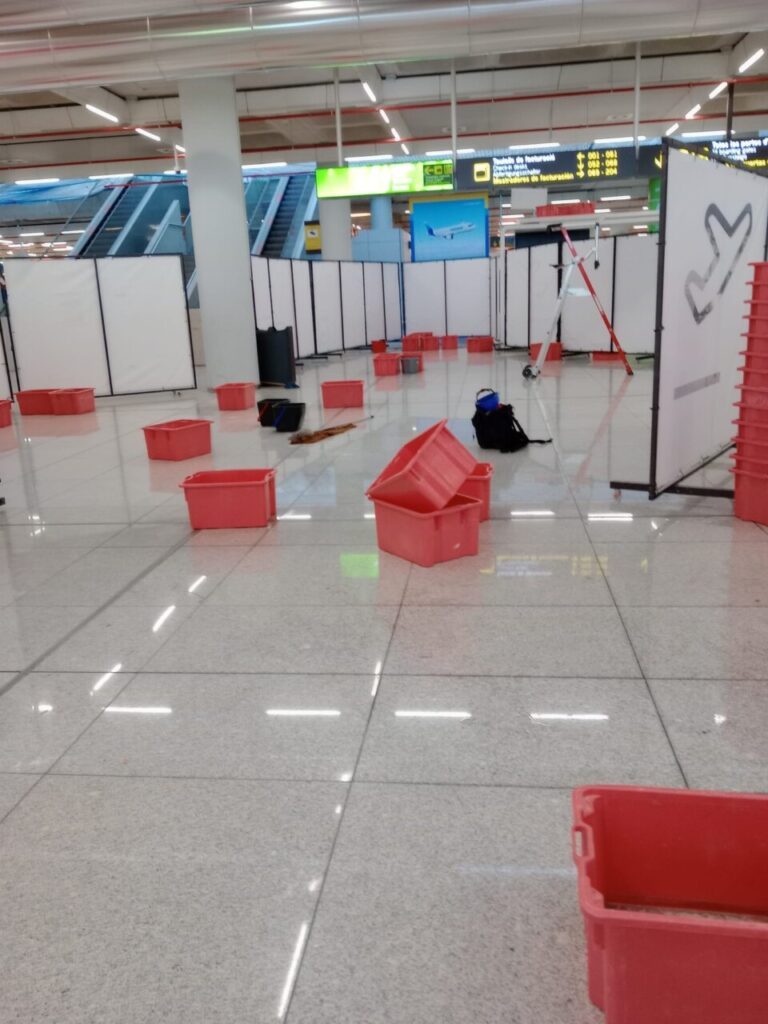 Goteras en el aeropuerto de Palma. 