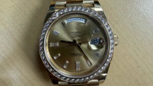 Rolex robado.