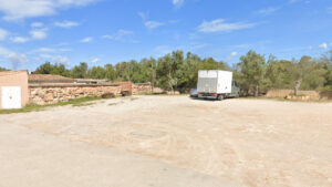 La autopsia de la mujer hallada muerta en una finca descarta violencia y el detenido queda en libertad