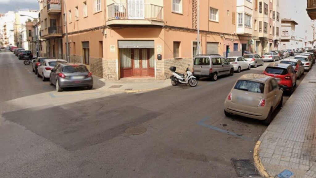 ALERTAN DE ACCIDENTE TRAFICO . FURGONETA PATINETE