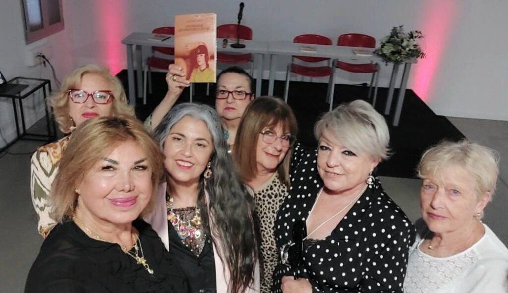 Asistentes a la presentación del libro de Celia Velasco Saori 1