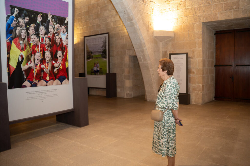 Inauguración de la exposición 'Felipe VI Almudaina