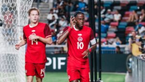 La Canad&aacute; de Larin cumple ante El Salvador y pasa como primera de grupo en la Copa Oro