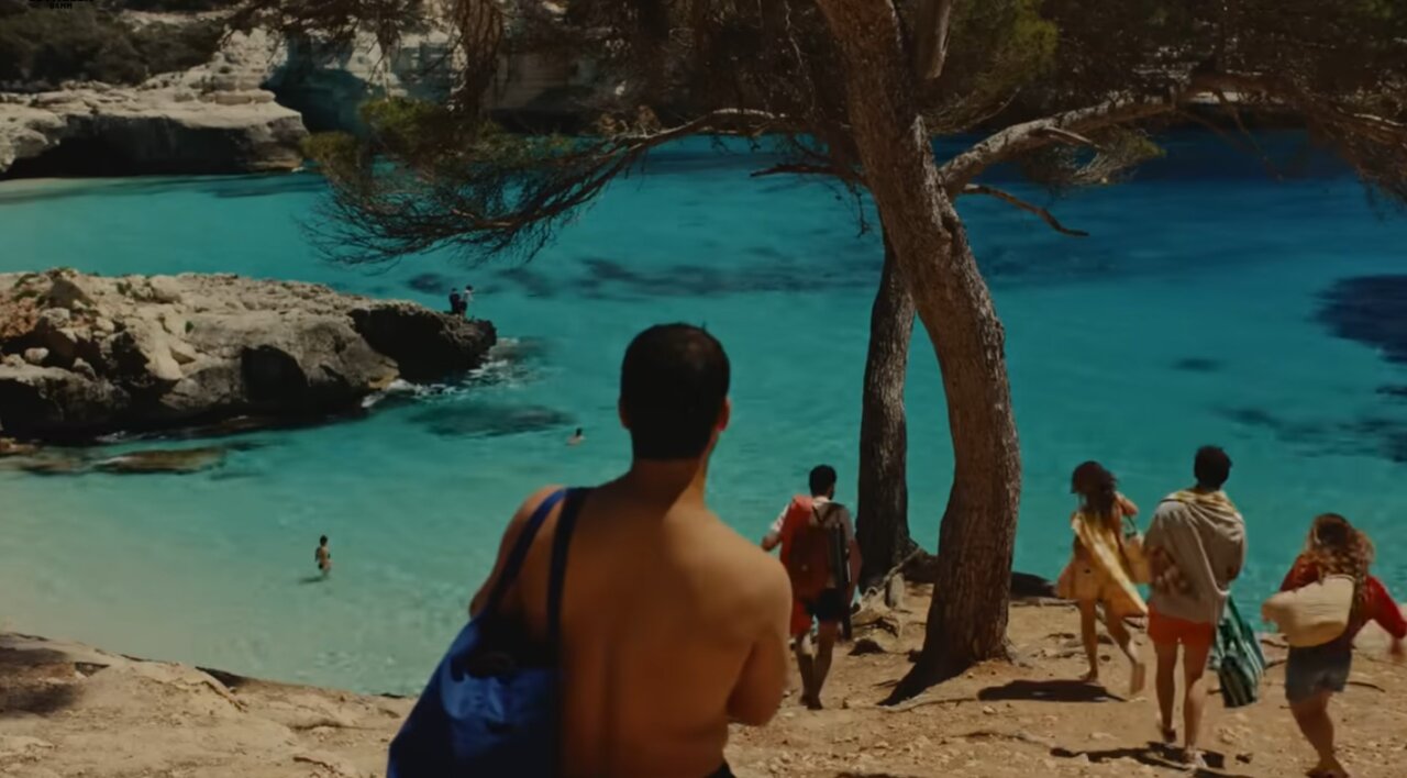 &ldquo;Lo mismo de siempre&rdquo; el verano mediterr&aacute;neo de Estrella Damm regresa a Baleares
