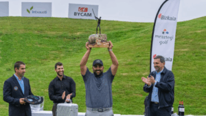 Mario Galiano conquista el IV Bizkaia PGAe Open tras imponerse en un nuevo play off