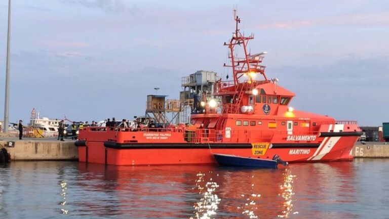 Embarcación Salvamento Marítimo