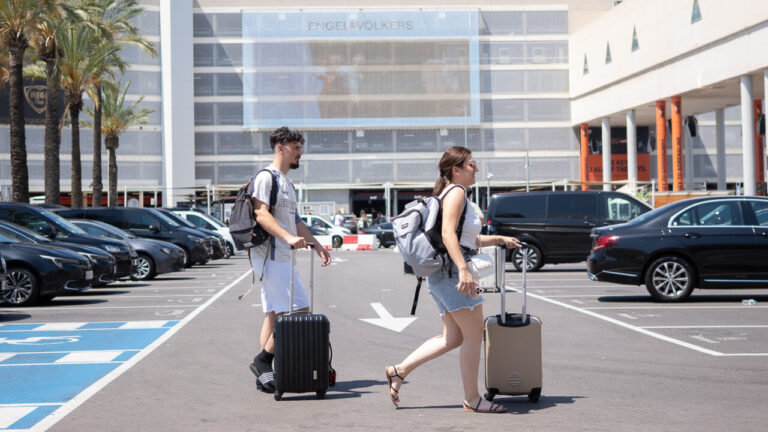 Aeropuerto Turistas